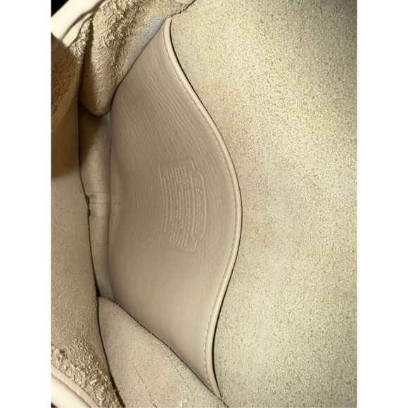 Vintage Coach Crossbody Leather Bag Purse Turnlock 80s Ivory - Picture 14 of 16